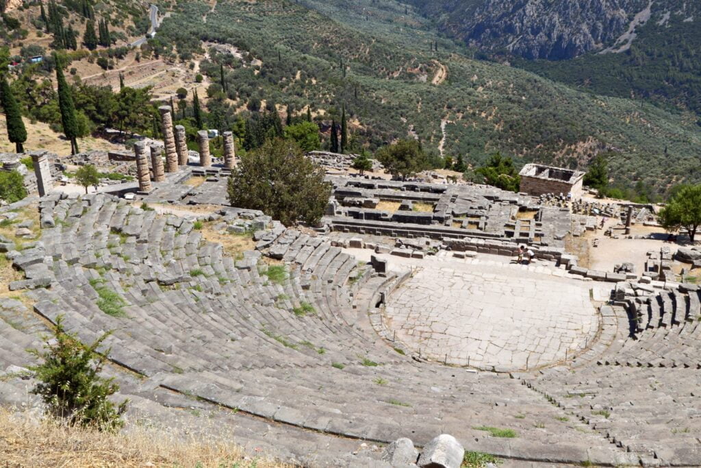 2 Days Trip to Delphi from Athens!