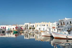 Πάρος – Το νησί όπου η αυθεντική Κυκλαδίτικη ομορφιά συναντά τη σύγχρονη ζωή